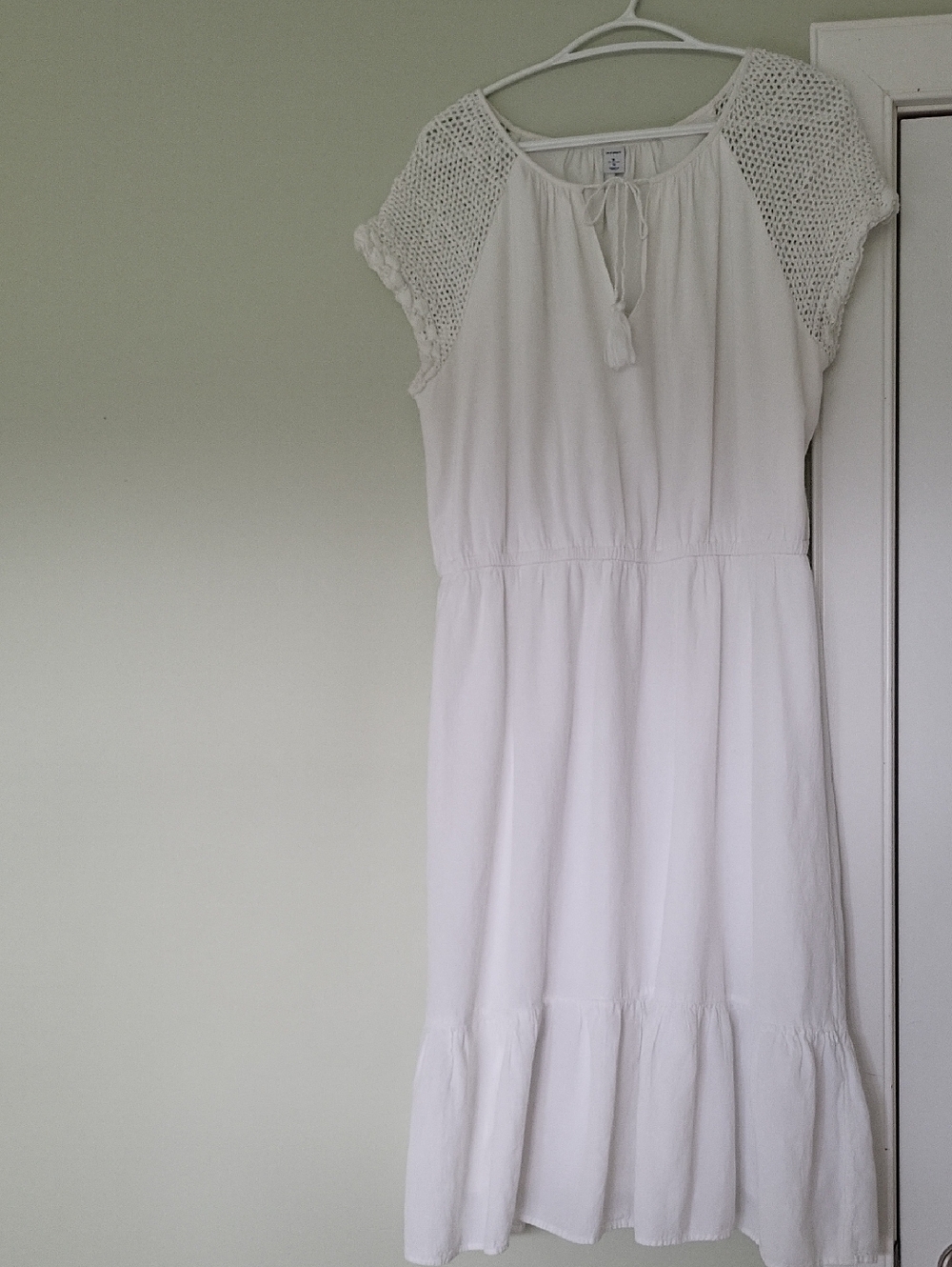 Old Navy White Crochet-Sleeve Midi Dress